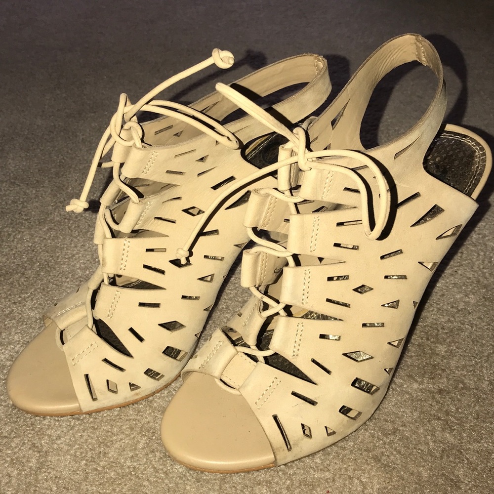 Gianni Bini Heels! 8.5